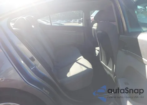 2018 Hyundai Elantra Se z USA, uszkodzony, nr VIN 5NPD74LF0JH315437